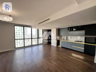 Modern 16th Floor Apartment image 2