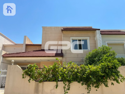 خانوویەکی فراوان لە گوندی ئیتاڵی 2 image 1