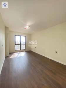 Spacious 3-Bedroom Apartment image 4