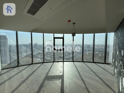 Chic Apartment with 3 Bed Room Image 4