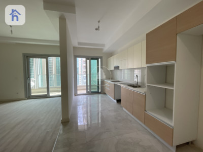 2 bedroom apartment in Empire Square image 1