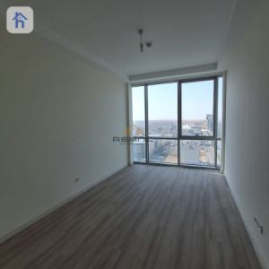 Modern 4 Bedroom Apartment in Empire Square image 7