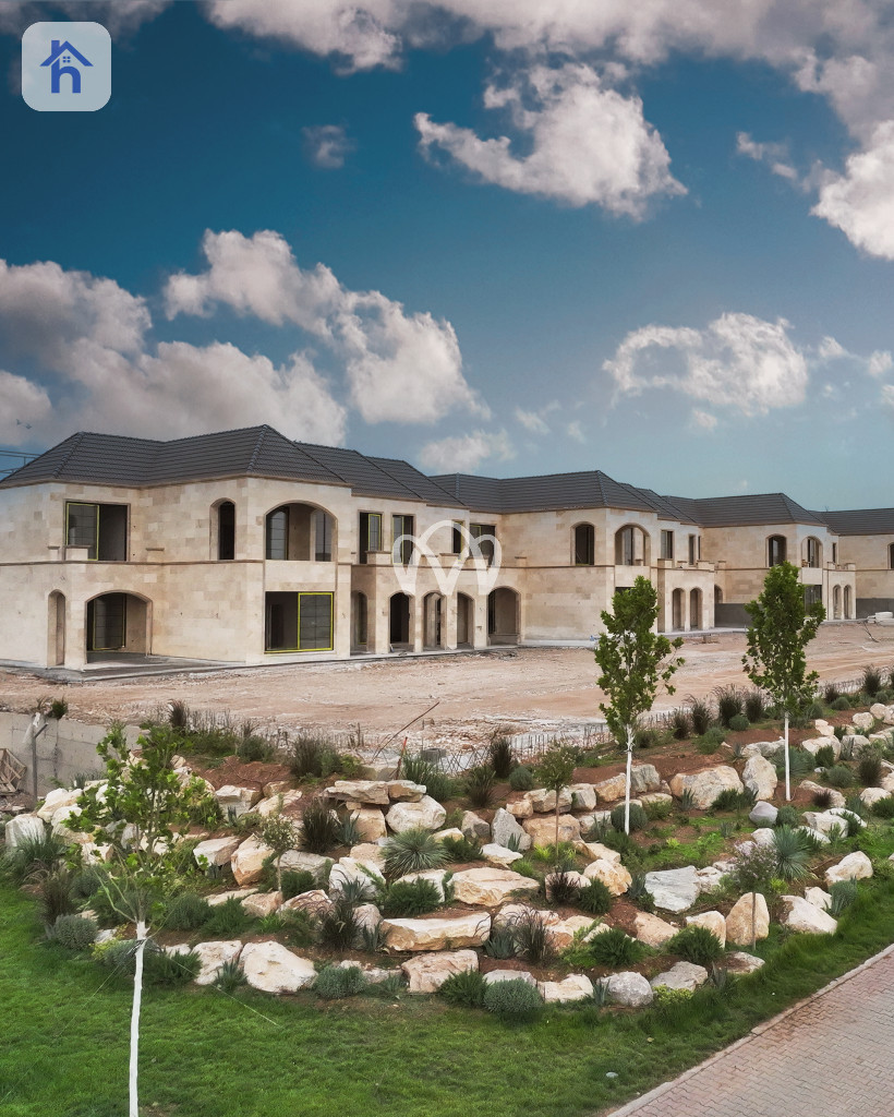 Spacious family home in Spanish village 2