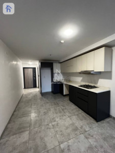 Modern 2-Bedroom Apartment image 1
