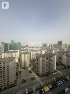 Spacious Apartment with Stunning Views image 2