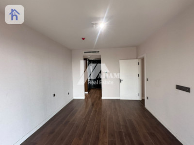 Luxurious 4-Bedroom Apartment on High Floor image 21
