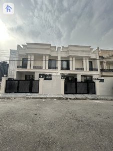 Twin House image 1