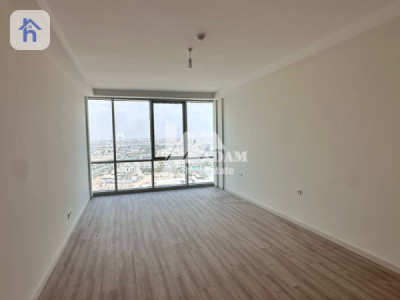 Modern apartment in Empire Square Image 5