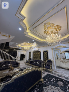Luxurious Villa with Multiple Rooms image 3
