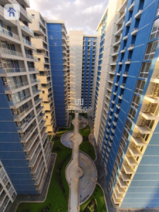 Modern 1-Bedroom Apartment Image 4