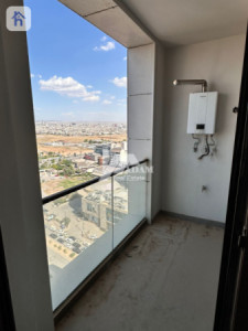 Elegant Studio in Prime Boulevard Location Image 6