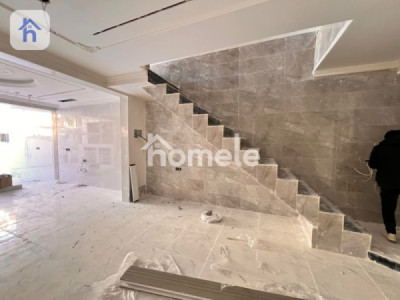 Twin House image 6