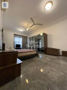 Large Family House in Dream City image 15