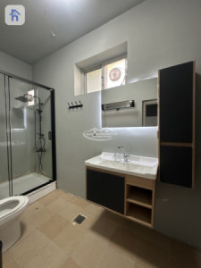 Spacious Villa in English Village image 9