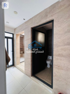 Spacious House in Ashti City image 8