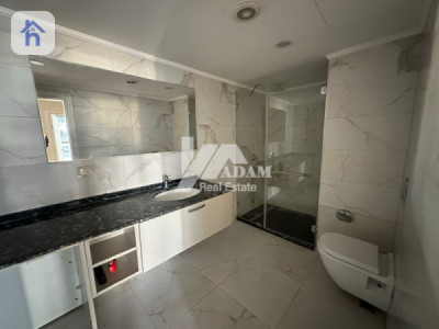 Bright and spacious rental apartment image 1