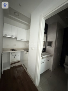 Modern Office Space in Empire Business Towers image 7