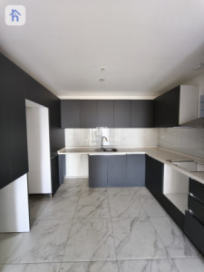 Modern apartment in Empire Pearl Towers image 2