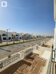 Spacious Family Home in Aram Village 2 Resim 22