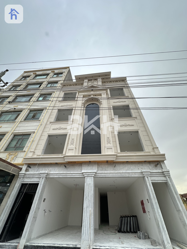 Commercial Building (200m²)
