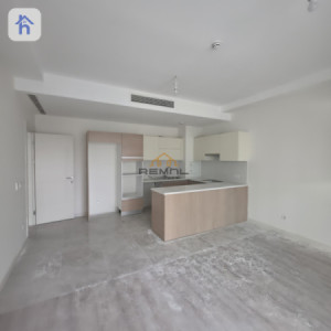 Modern Apartment in Empire Square, 140m² image 4