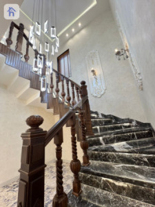 Modern House in Ganjan City Image 5