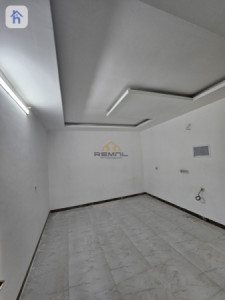 Spacious House For Rent near 100m street image 5