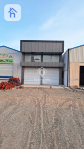 130m²  shop, Gwer Road image 2