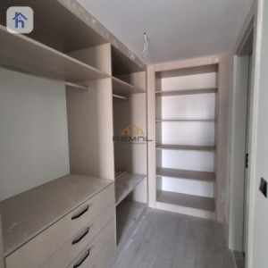 Modern 3-Bedroom Apartment with Stunning Views image 4