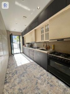 Modern House in Ganjan City Image 8