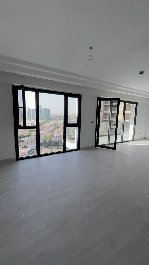 Spacious Apartment in Rami Towers
