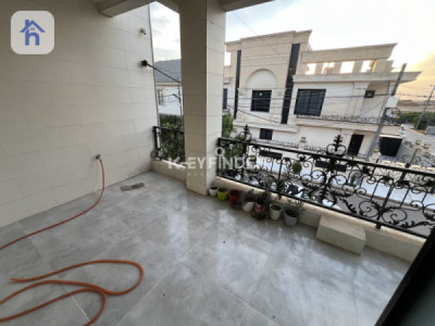 Furnished home with 5 bedrooms Image 19