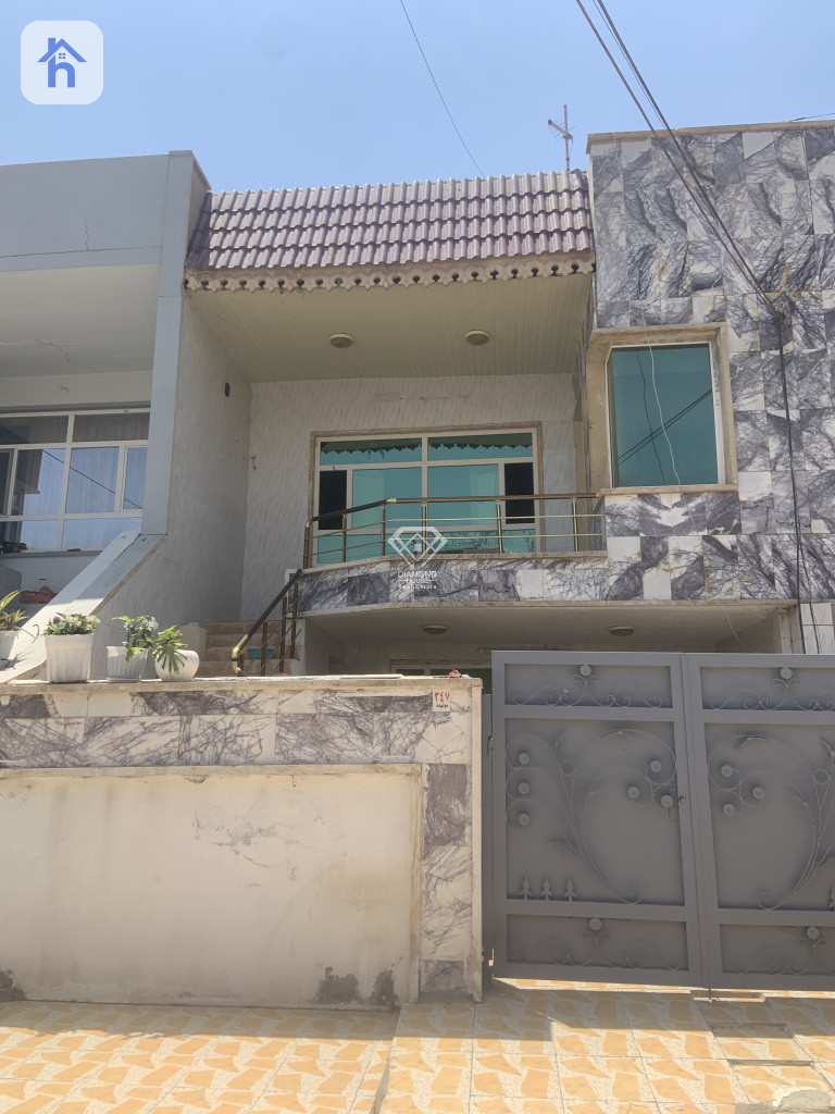 منزل طابقین