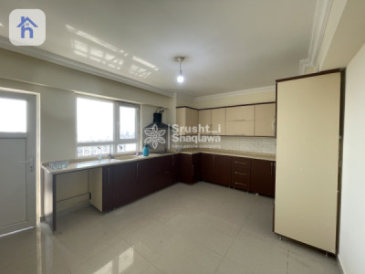 Spacious Apartment with Stunning Views Resim 3