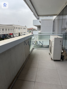 Modern Apartment in Star Towers image 8