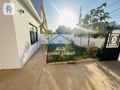 One Floor House Image 3