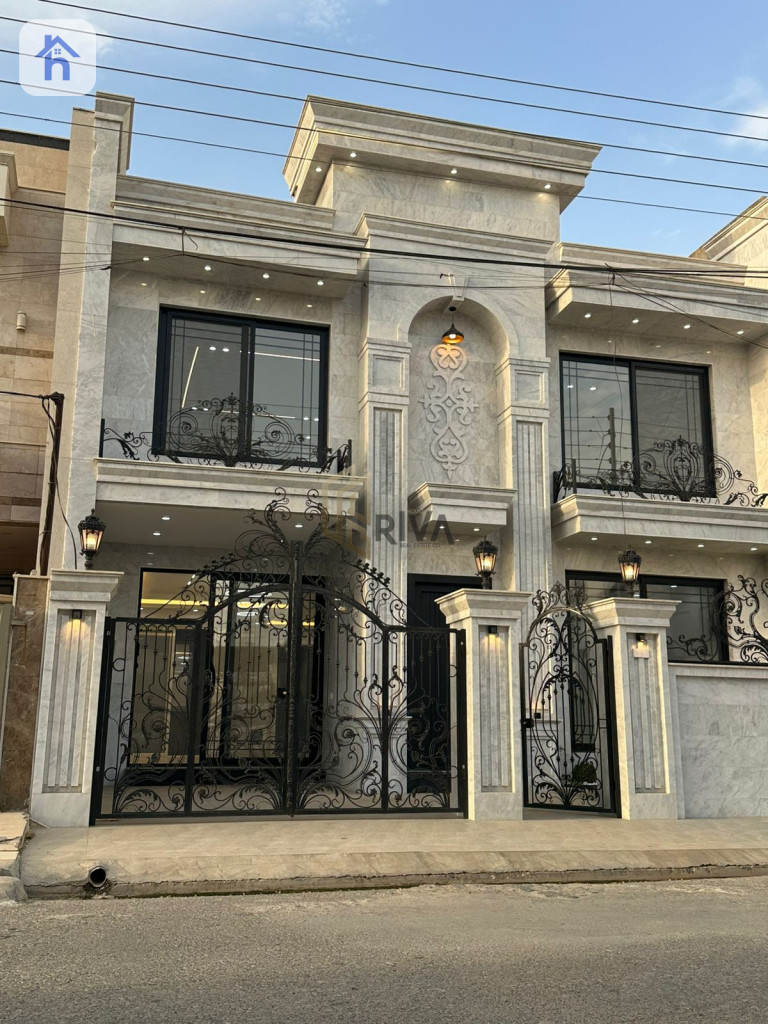 Spacious House with 4 Bedrooms