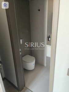 Modern One Bedroom Apartment for Sale Image 8