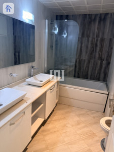 Spacious 2 Bedroom Apartment for Rent Resim 8