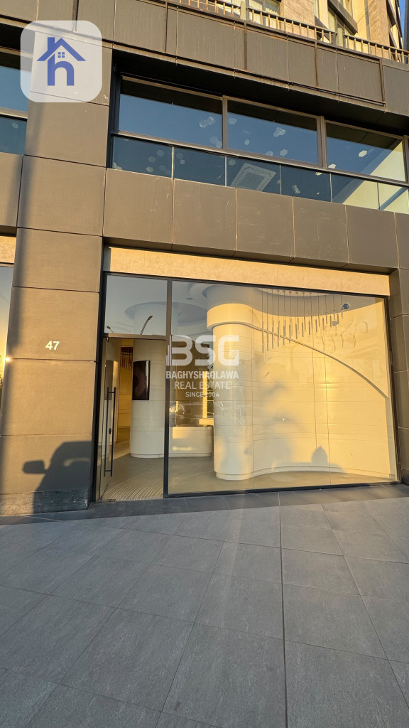 Spacious shop available for lease Resim 2