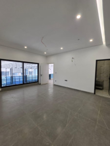 Corner Showroom image 16