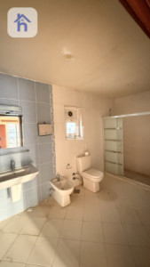 Spacious Villa with 4 Bedrooms Resim 10