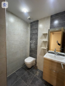 High-Floor Apartment with Spacious Rooms Image 14