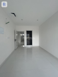 Spacious Family Home, Great Location image 7