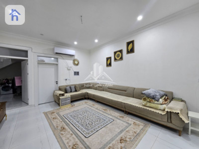 Two-story House with 3 Bedrooms Resim 4