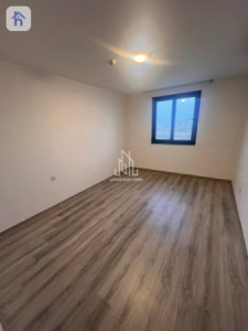 Modern Apartment with Spacious Design Image 4
