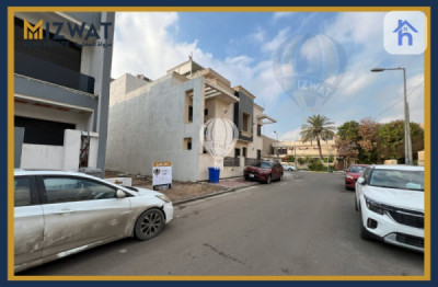 أرض للبيع في الحارثية image 2