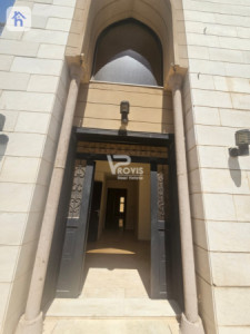 Luxury House image 25