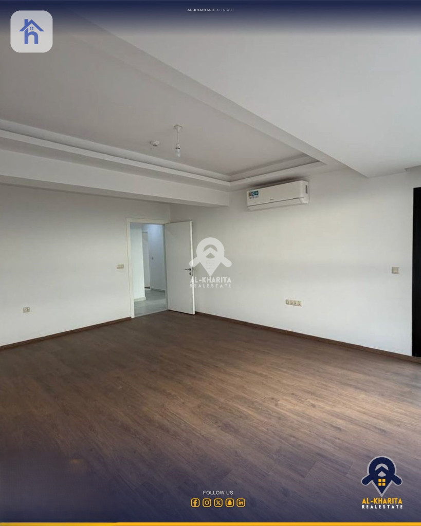Modern 3-Bedroom Apartment Resim 2
