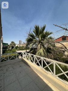 Spacious Villa in English Village image 11